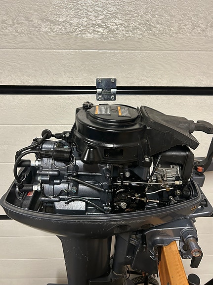 Yamaha 9.9 totakt 1997 modell kort stamme m/Rorkult kan selges med kontrollboks 8 of 10
