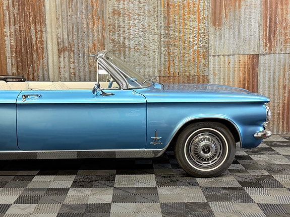 Chevrolet Corvair 3 of 30