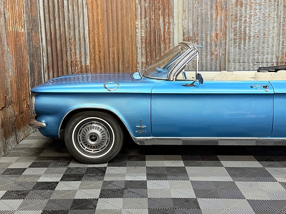 Chevrolet Corvair 11 of 30