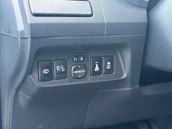 Toyota Auris 10 of 10