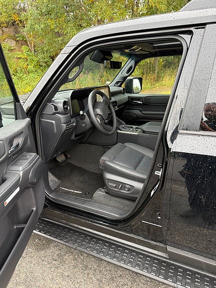 Toyota Land Cruiser 8 of 23