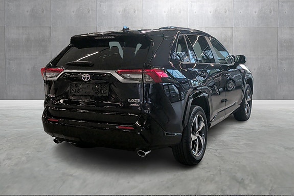 Toyota RAV4 Plug-in Hybrid 5 of 24