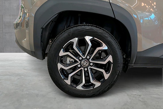 Toyota Yaris Cross 20 of 20
