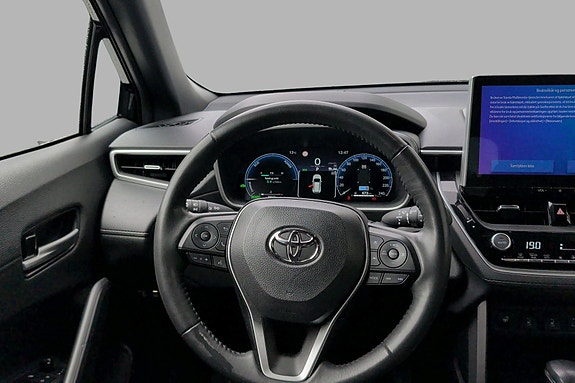 Toyota Corolla Cross 5 of 5