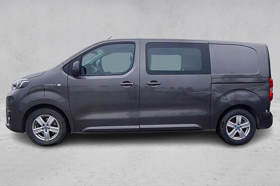 Toyota Proace 2 of 5