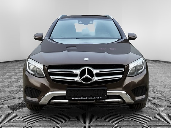Mercedes-Benz GLC220 d 8 of 17