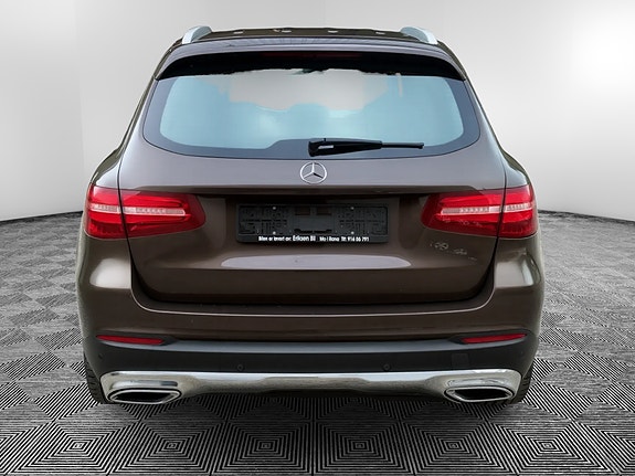 Mercedes-Benz GLC220 d 4 of 17