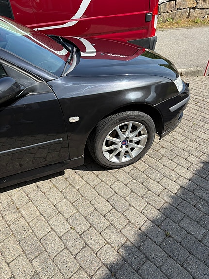 Saab 9-3 9 of 18