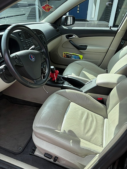 Saab 9-3 12 of 18