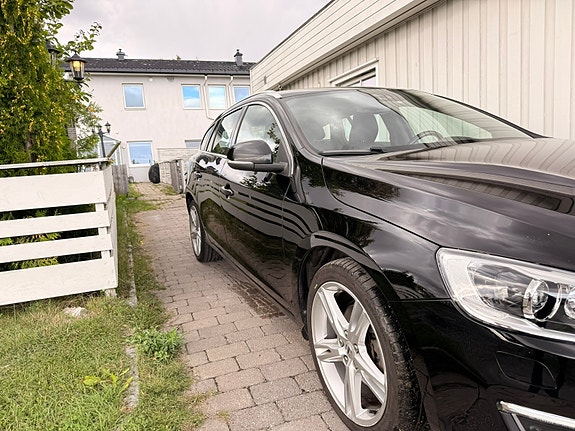 Volvo V60 6 of 29