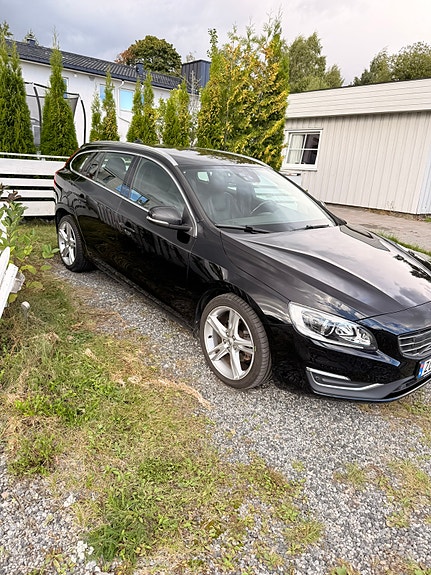 Volvo V60 14 of 29