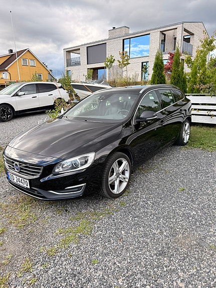 Volvo V60 11 of 29