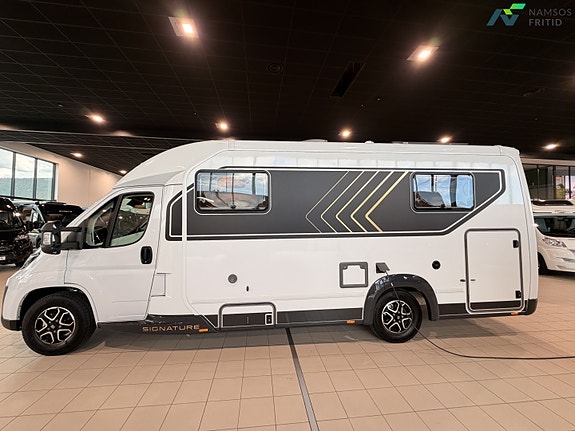 Bürstner Signature / SFT 7.4 | Face to Face | Queenbed | Uten senkeseng | Automat | Solcelle | Lithium 4 of 30