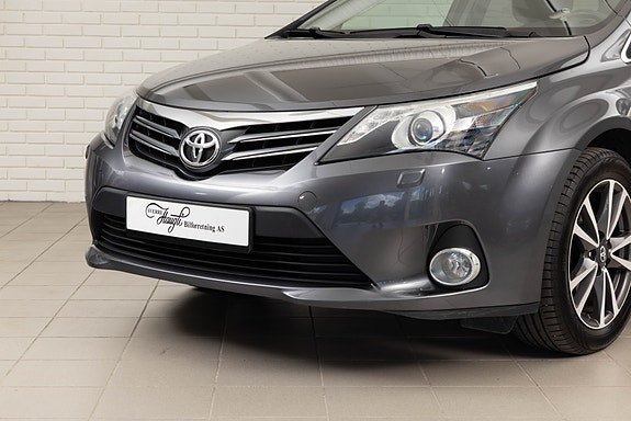 Toyota Avensis 6 of 23