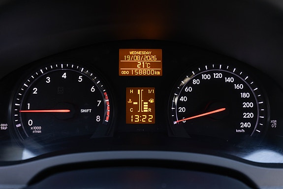 Toyota Avensis 14 of 23