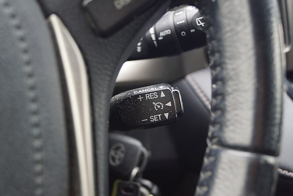 Toyota RAV4 22 of 30