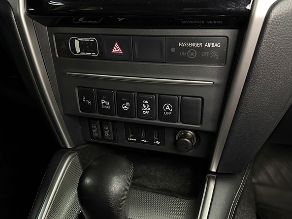 Mitsubishi L200 13 of 22