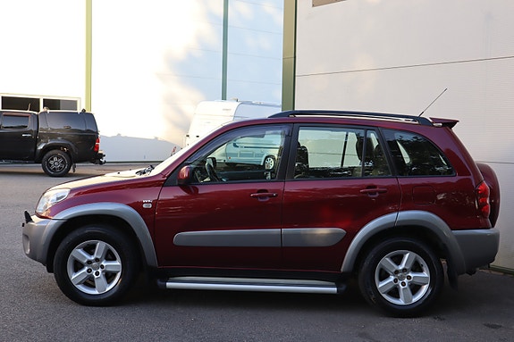 Toyota RAV4 5 of 30