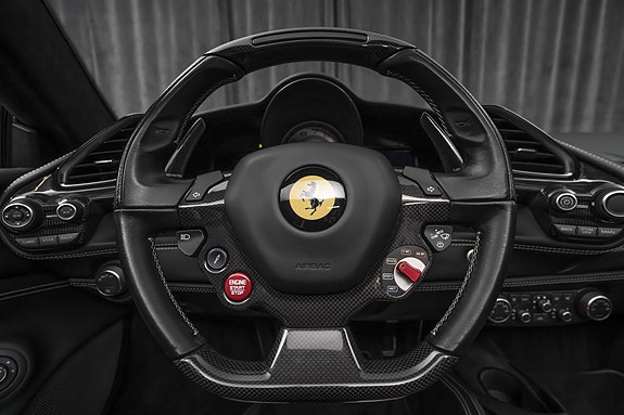 Ferrari 488 Spider 12 of 30