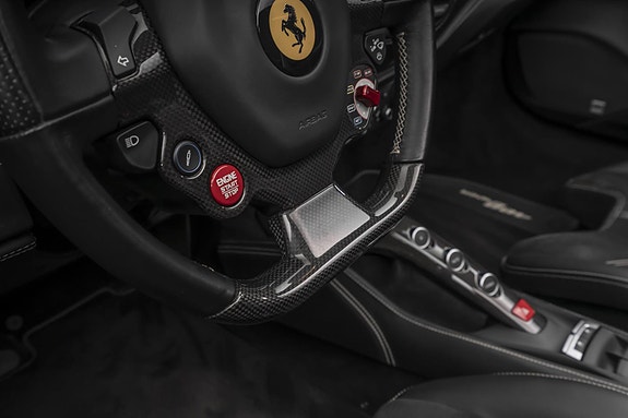 Ferrari 488 Spider 17 of 30