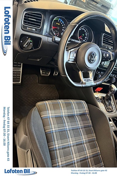Volkswagen Golf VII 11 of 30