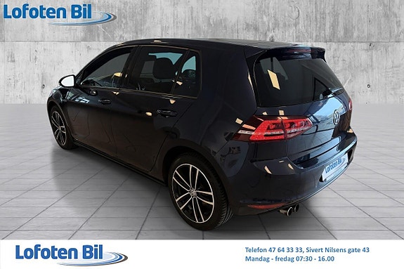 Volkswagen Golf VII 10 of 30