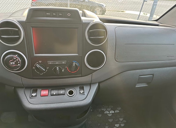 Peugeot Partner 10 of 12