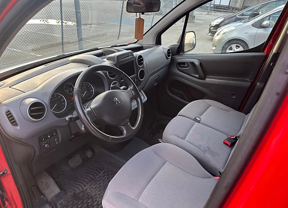 Peugeot Partner 8 of 12