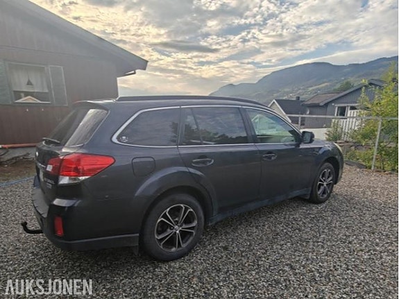 Subaru Outback 6 of 8