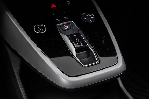 Audi Q4 e-tron 17 of 30