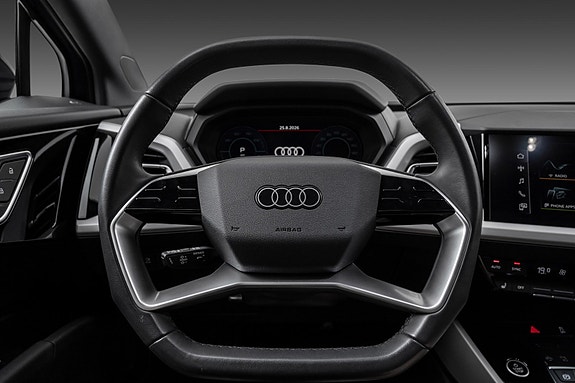 Audi Q4 e-tron 13 of 30