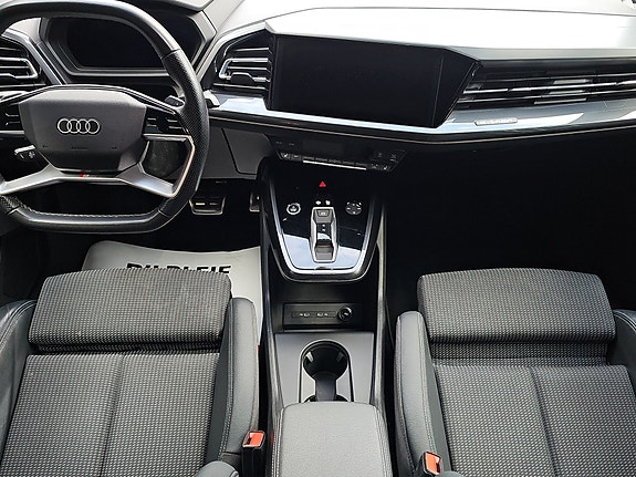 Audi Q4 e-tron 22 of 30