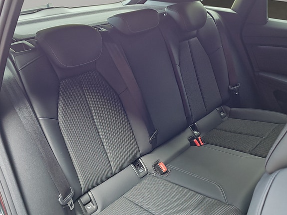 Audi Q4 e-tron 20 of 30