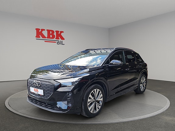 Audi Q4 e-tron 6 of 30