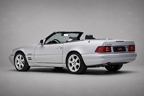 Mercedes-Benz SL500 13 of 21