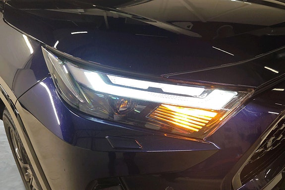 Toyota RAV4 Plug-in Hybrid 20 of 25