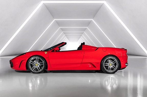 Ferrari 430 9 of 30