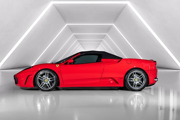 Ferrari 430 10 of 30