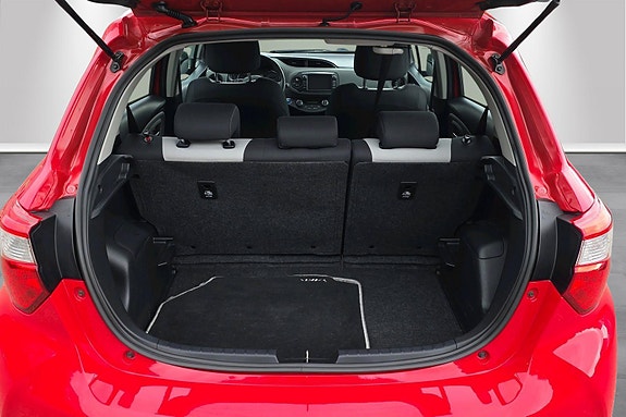 Toyota Yaris 5 of 24