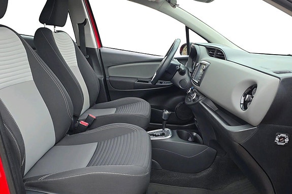 Toyota Yaris 23 of 24