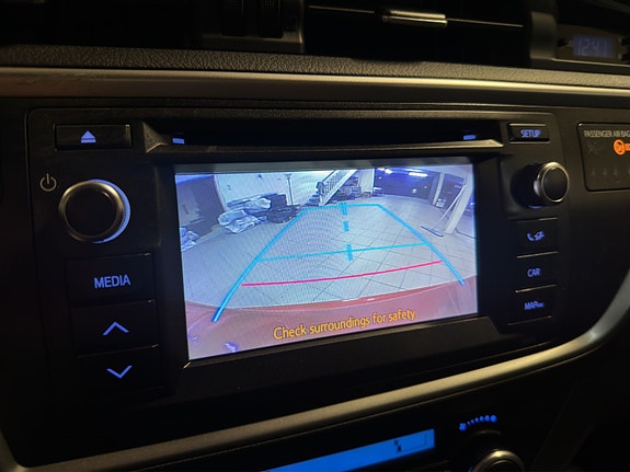 Toyota Auris 21 of 26