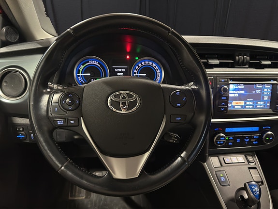 Toyota Auris 25 of 26