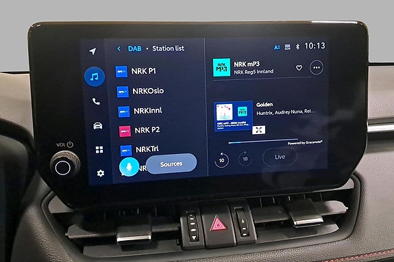 Toyota RAV4 Plug-in Hybrid 14 of 28