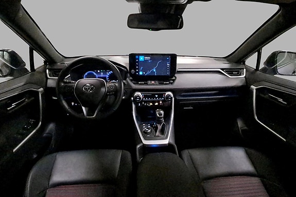 Toyota RAV4 Plug-in Hybrid 9 of 28