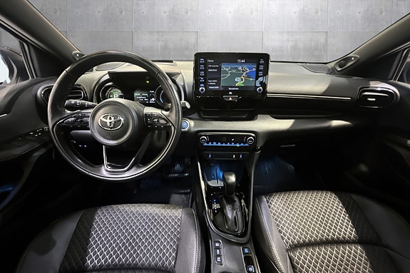 Toyota Yaris 11 of 22