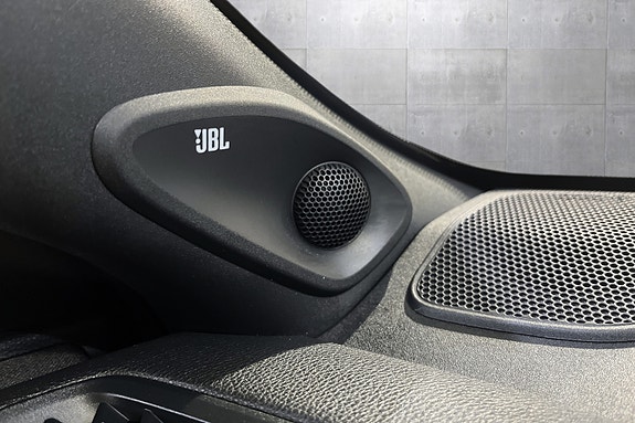 Toyota Yaris 15 of 22