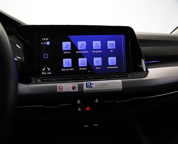 Volkswagen Golf VIII 14 of 30