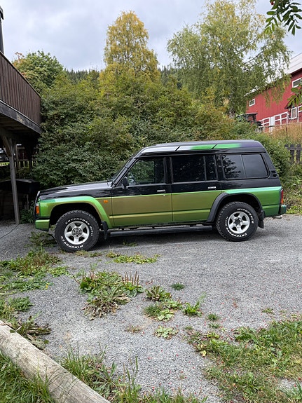 Nissan Patrol 21 of 30