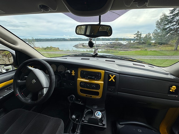 Dodge RAM 14 of 19