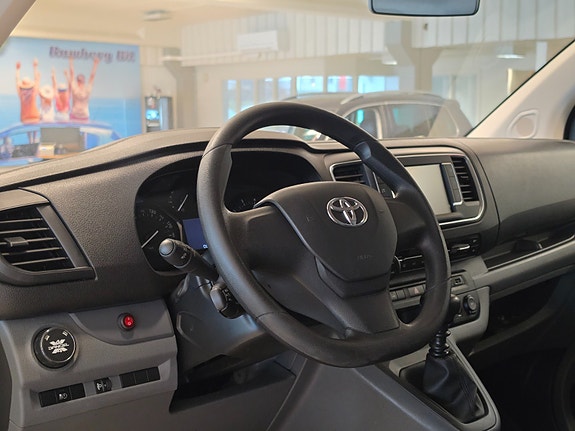 Toyota Proace 4 of 29